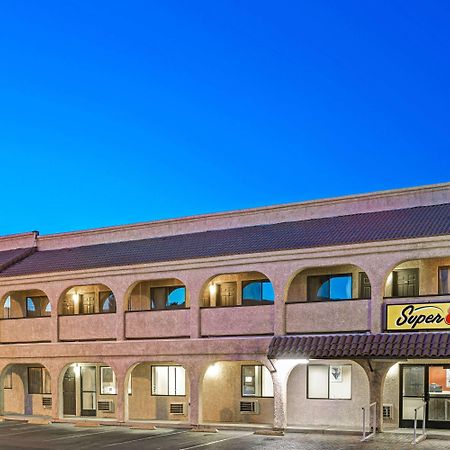 Super 8 By Wyndham Las Vegas Nellis Afb Area Buitenkant foto